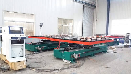 數控送(sòng)料機是幹什麽(me)用的?它和剪闆(pǎn)機，沖床有什麽(me)聯系和區别?