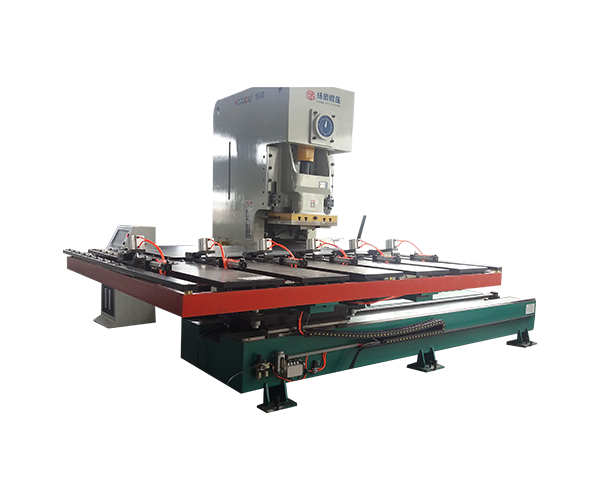 工廠如何(he)選購數控(kòng)送料機